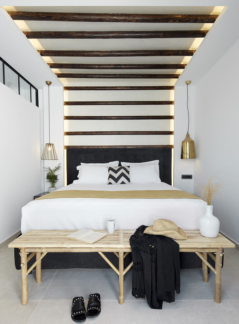 Το τμήμα Kourtis Contract με Ανανεωμένο Portfolio